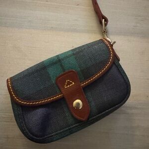 Dooney and Bourke beautiful tartan snap wristlet, brown leather, gold hardware